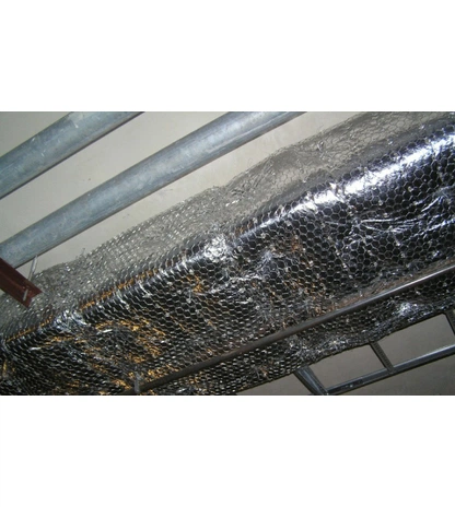 Негорючий фольгированный прошивной мат на металлической сетке ЭКОРОЛЛ КВ-100 Ф ГС