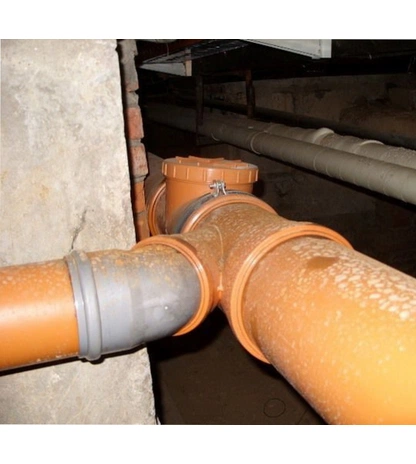 Ревизия канализационной трубы Хемкор НПВХ