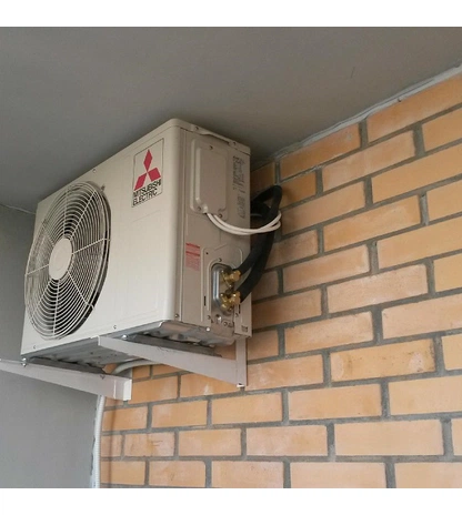 Чёрные трубки из вспененного полиэтилена для кондиционеров ТИЛИТ Блэк Стар