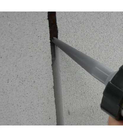 Профессиональный закрытый пистолет KUDO для нанесения шовных герметиков 600 мл