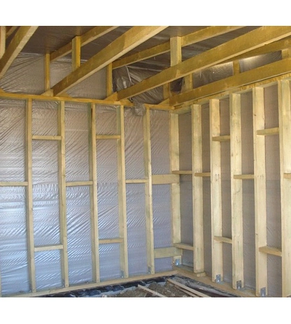 Подкровельная пароизоляционная ламинированная плёнка Ютафол Н 110 Стандарт