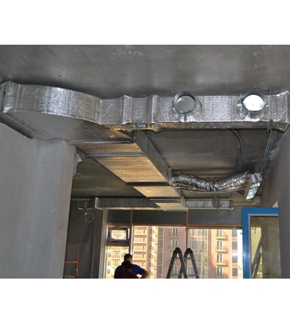 Самоклеящийся фольгированный рулон НПЭ Пенофол 2000 тип С