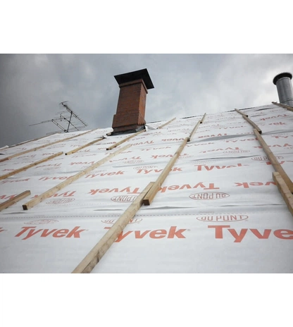 Диффузионная плотная полиэтиленовая мембрана Tyvek Soft