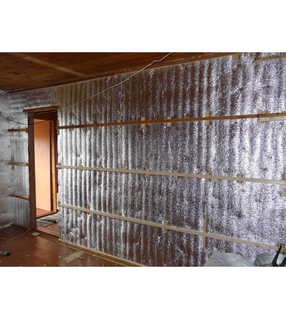 Металлизированный рулон из вспененного полиэтилена ISODOM ППИ-ПЛ