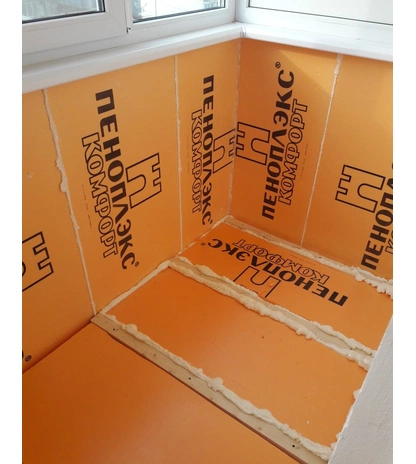 Профессиональная полиуретановая клей-пена KRONbuild, объём 850 мл