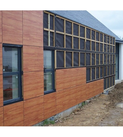 Перфорированная ветрозащитная мембрана из полиэстера с самоклеящейся лентой для фасадов DELTA-FASSADE 20 PLUS