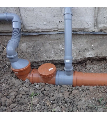 Ревизия канализационной трубы Хемкор НПВХ