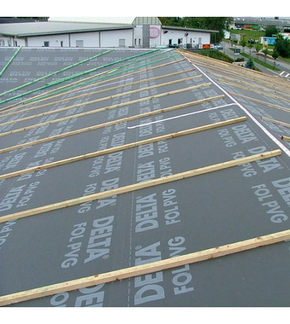 Уплотнительная самоклеящаяся лента из битум-каучука для контробрешётки DELTA-DICHT-BAND D 50