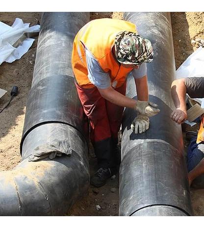 Пенополиуретановый стык с покрытием из битумной бумаги ППУ