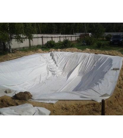 Иглопробивной геотекстиль Мегаизол Geo Pro 300