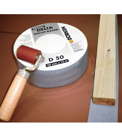 Уплотнительная самоклеящаяся лента из битум-каучука для контробрешётки DELTA-DICHT-BAND D 50