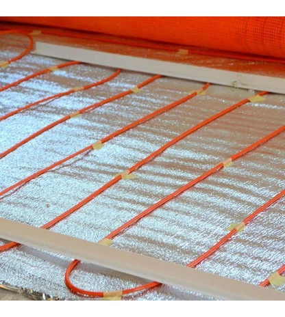Самоклеящийся фольгированный рулон Isolontape 500 LM/LA (Изолонтейп ППЭ ЛФ)