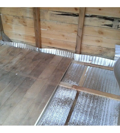Самоклеящийся фольгированный рулон Isolontape 500 LM/LA (Изолонтейп ППЭ ЛФ)