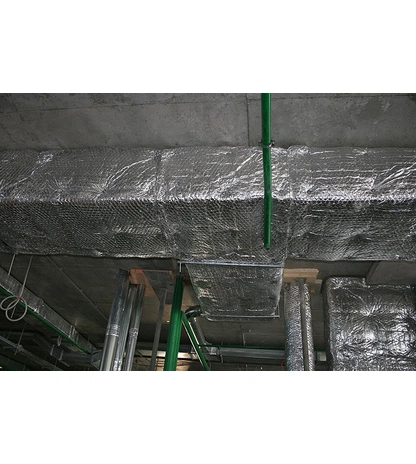 Негорючий фольгированный прошивной мат на металлической сетке ЭКОРОЛЛ КВ-75 Ф ГС