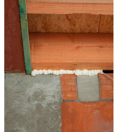 Бытовая монтажная пена KRONbuild Всесезонная 20+, объём 500 мл